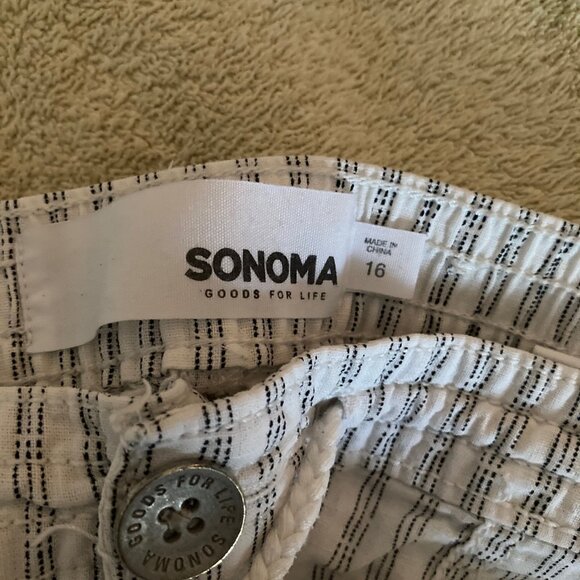 Sonoma Striped Cargo Capri - Picture 3 of 3